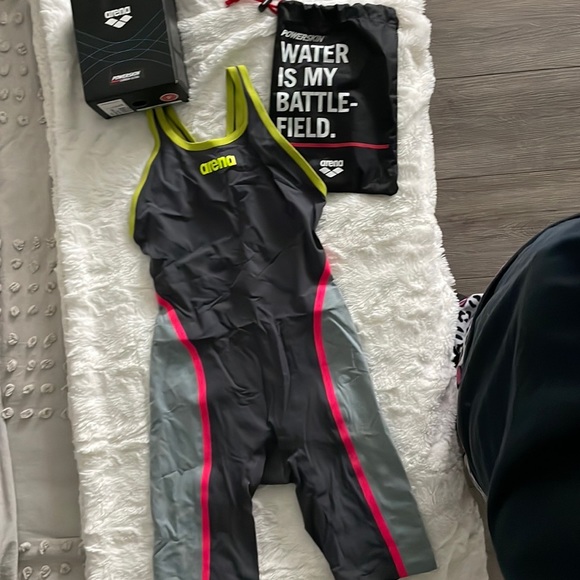 Arena Powerskin Carbon Ultra Tech Suit - Picture 6 of 6